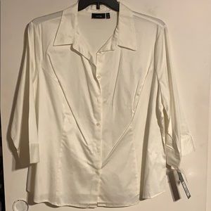 Apt. 9 White 3/4 sleeve length button down shirt